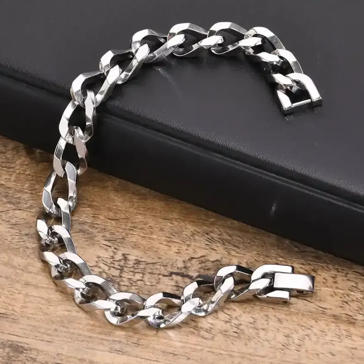 Abreck herrearmbånd i stål.