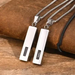 Bar Pendant Halskæde – Herresmykke i Rustfri Stål med CZ