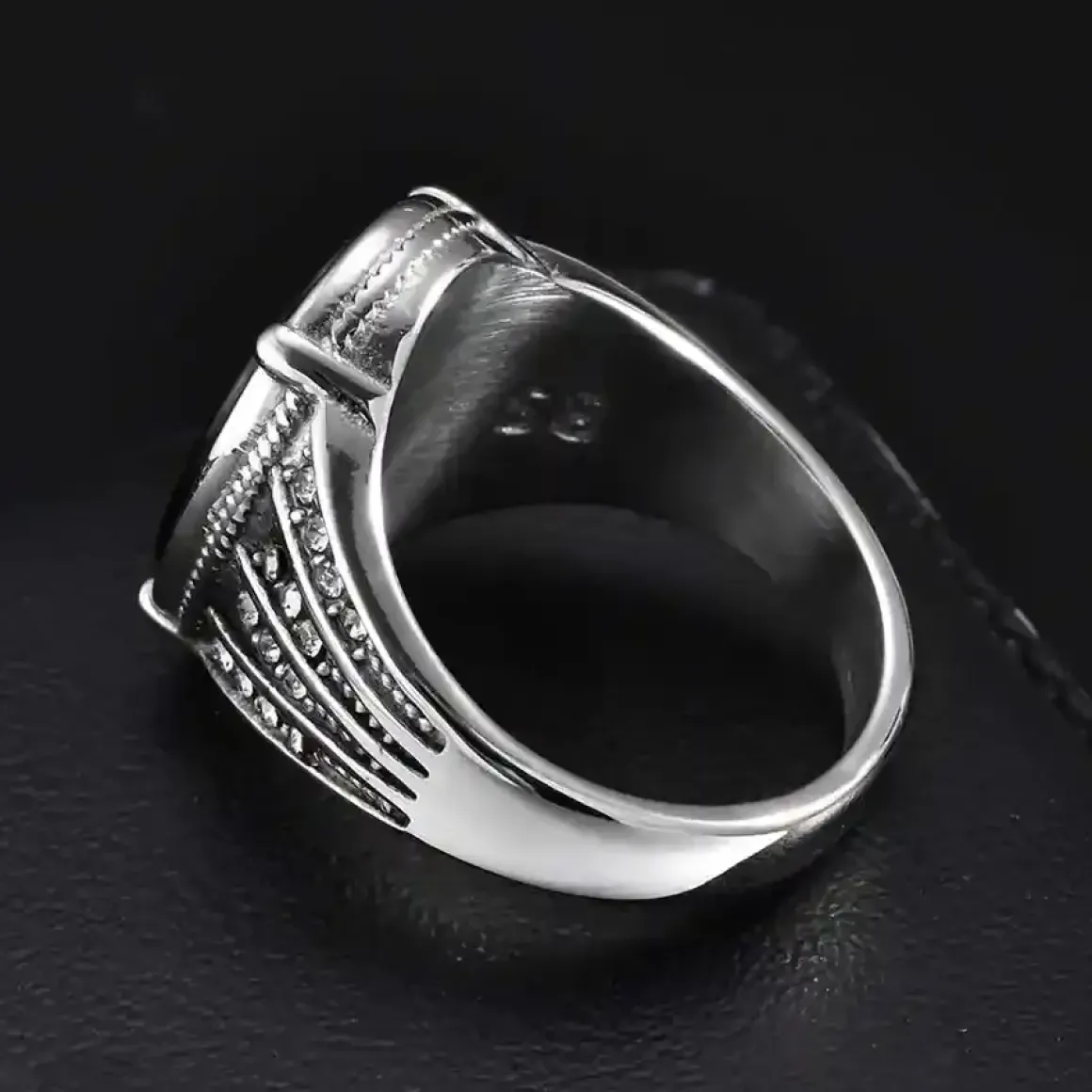 Black Agate Power Ring – Rustfri Stål Herrering