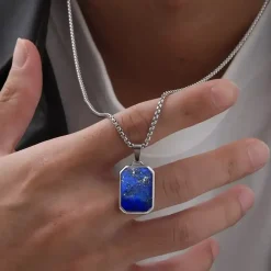 Blue Geo halssmykke i lækker stil