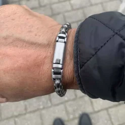 Bullish stålarmbånd 8mm