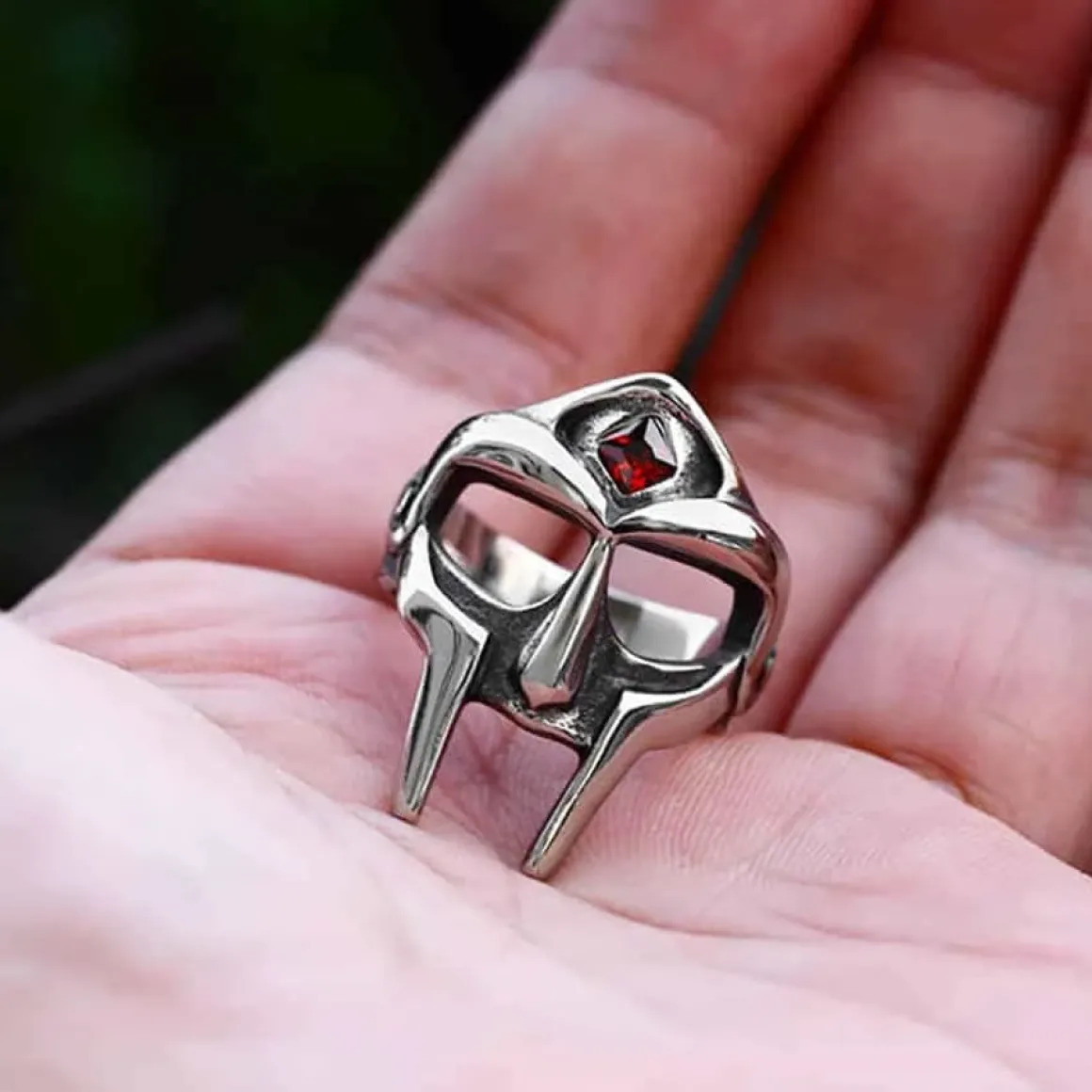 Gladiator hjelm ring i rustfri stål.