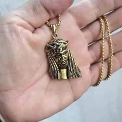 Jesus halssmykke forgyldt