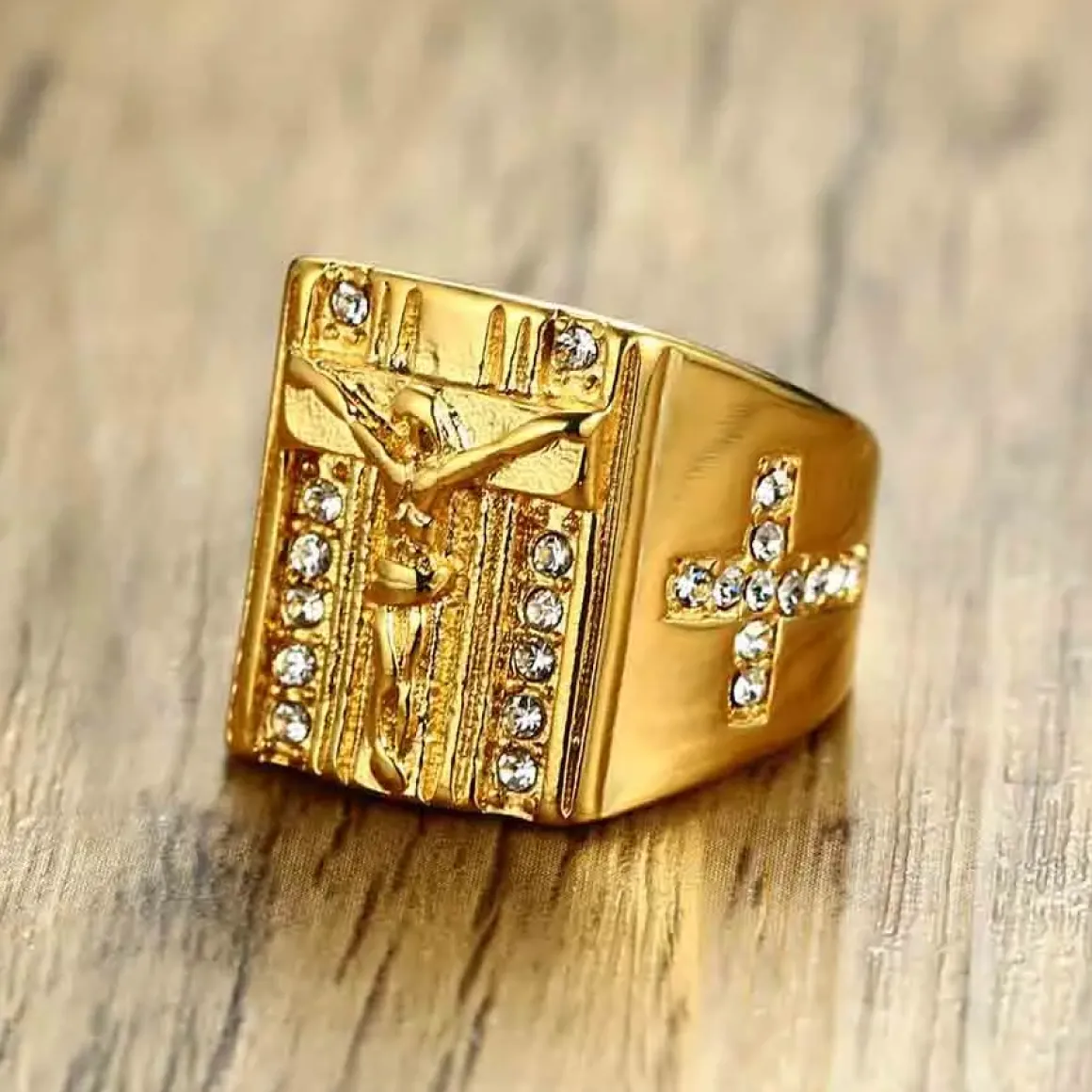 Jezus golden herrering med sten