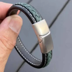 Major Green / Læderarmbånd med blank stållås.