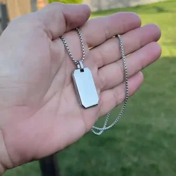 Planc halskæden i blank rustfri stål.