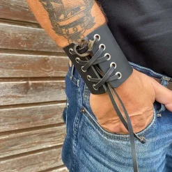 Rock læderarmbånd sort