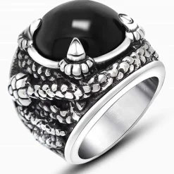 Snicky herrering med sort sten