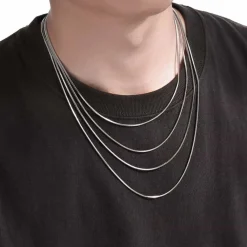 Square kæde i ædelstål / Forgyldt i flere længder.