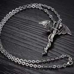 Steel Drage og sværd vedhæng