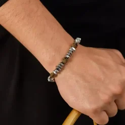 Tigereye og stålperler