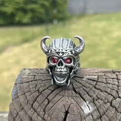 Viking Skullring i ædelstål.