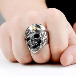 X skullring i mørk rustfri stål